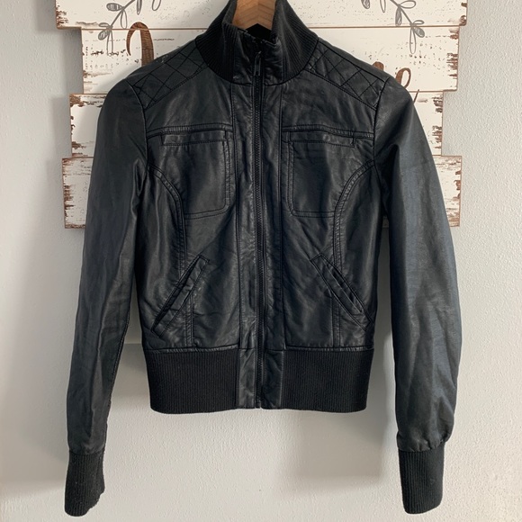 Xhilaration | Black Bomber Jacket - Picture 1 of 6